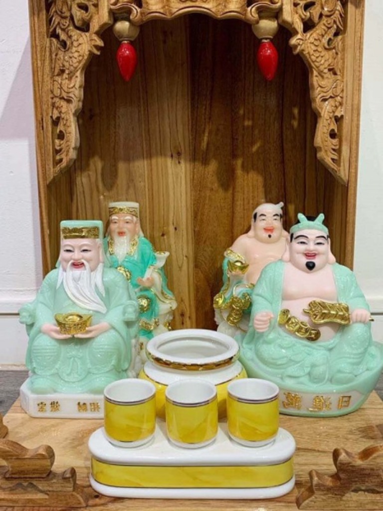 thờ 2 Ông Địa 2 Thần Tài được không
