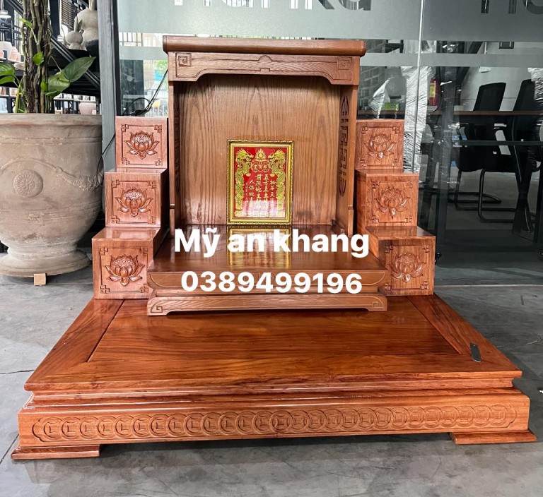 1 nhà có 2 bàn thờ Ông Địa
