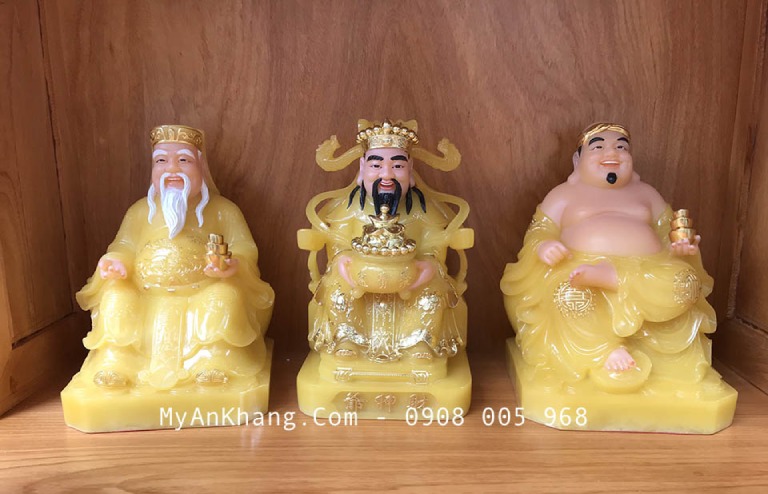 vị trí ông Thần Tiền trên bàn thờ