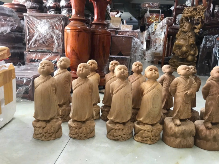 Tượng Vạn Sự Tùy Duyên Gỗ Ngọc Am tại Mỹ An Khang