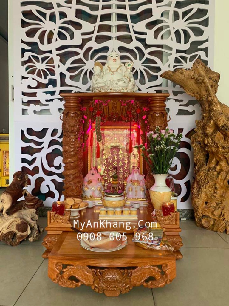 không nên để bàn thờ Thần Tài gần tủ lạnh