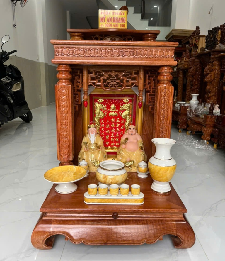 Combo bàn thờ Ông Địa Thần Tài gỗ hương, tượng đá thạch anh