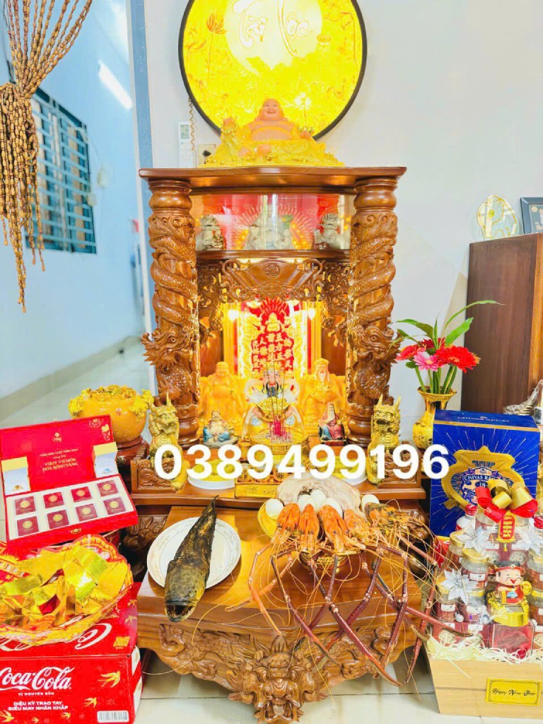 Bàn thờ Thần Tài nên để đèn màu gì