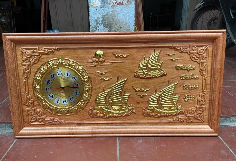Tranh đồng hồ gỗ hương Thuận Buồm Xuôi Gió